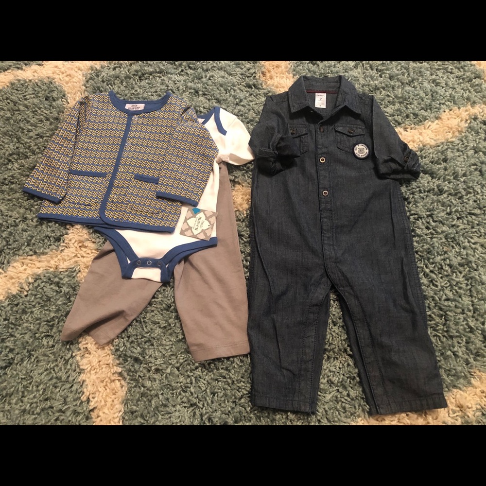 2 Outfits- Carter’s’/Little Maven-9 month